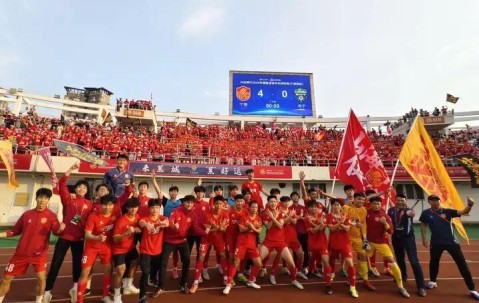 乐鱼体育官网-“闽超”宁德队首场4:0胜南平队，3位进球队员都是霞浦人